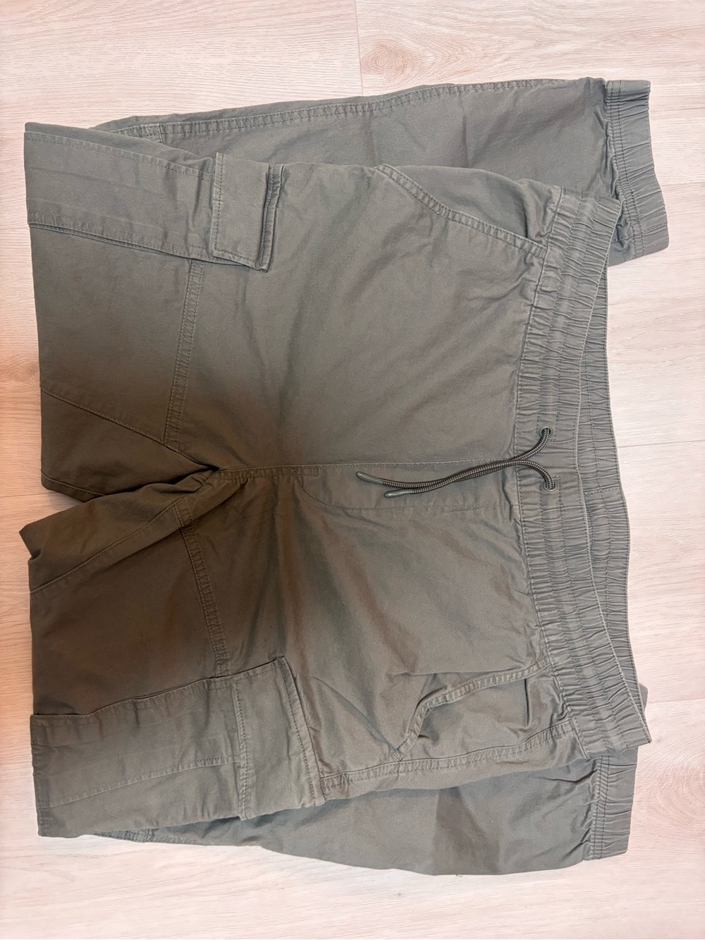 Men's khaki green Cargo Jogger Pants - Casual Utility - Picture 3 of 9